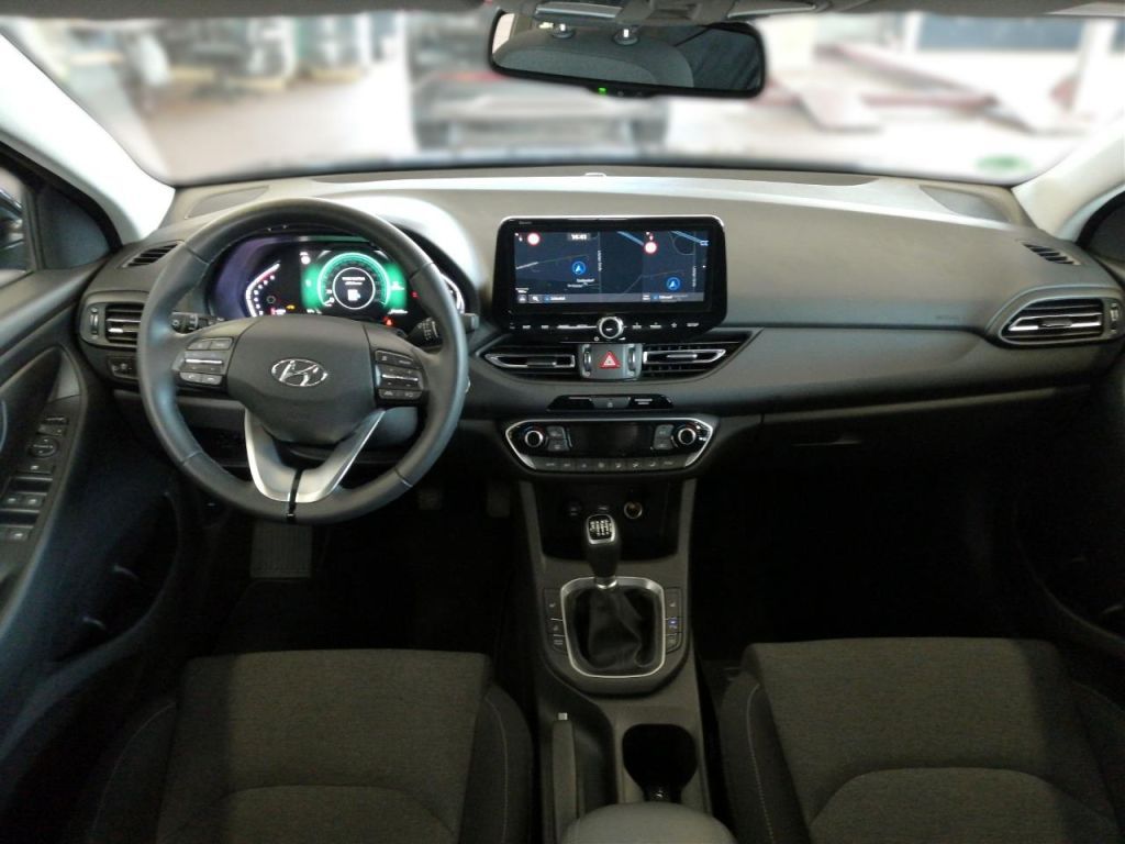 Fahrzeugabbildung Hyundai i30 Kombi 1.5 T-GDI 48V-Hybrid EDITION 30+