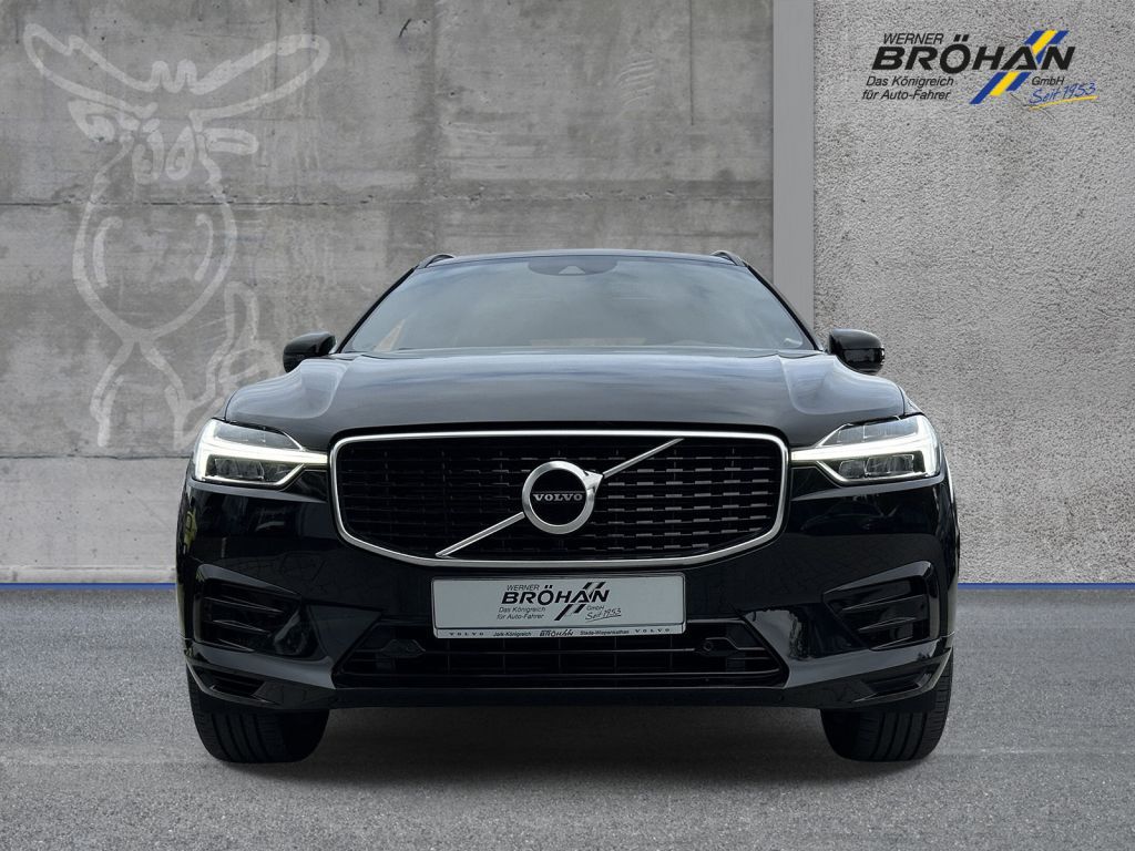 Fahrzeugabbildung Volvo XC60  D4  FWD  8-AT  R-DESIGN