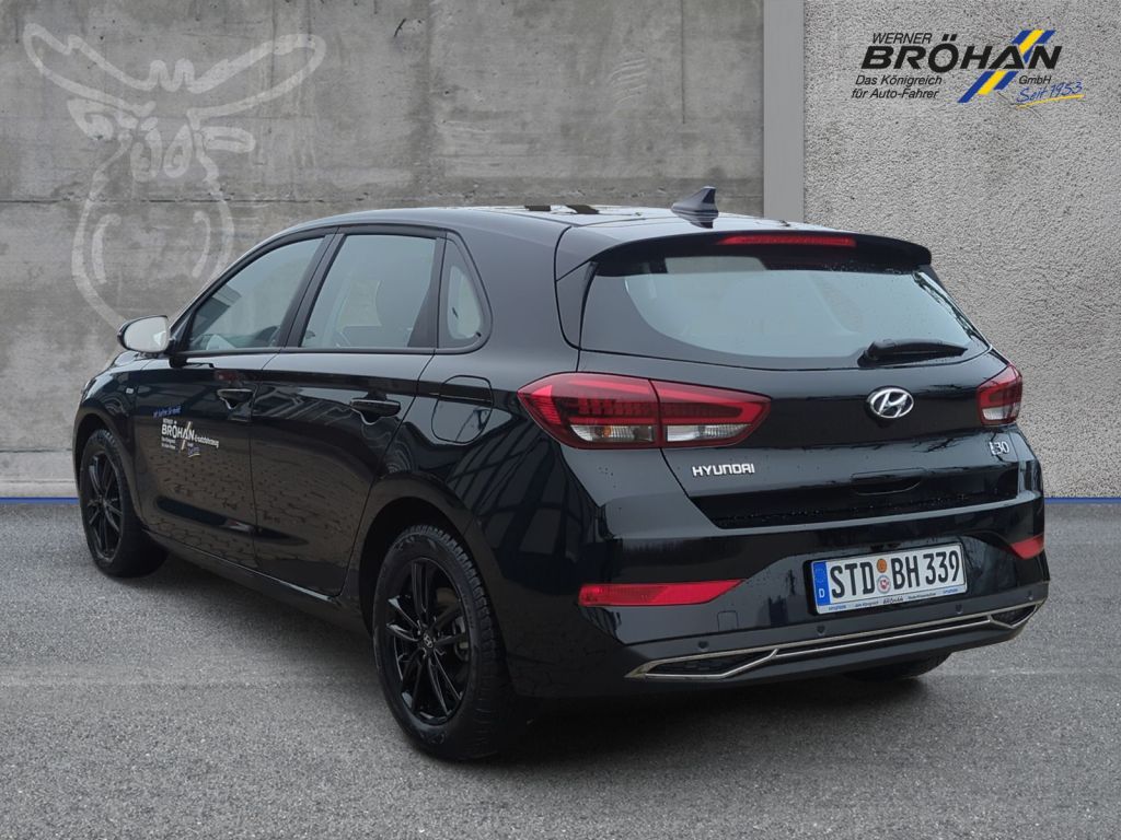 Fahrzeugabbildung Hyundai i30 1.0 T-GDI 48V-Hybrid DCT Trend *LED, Navi*