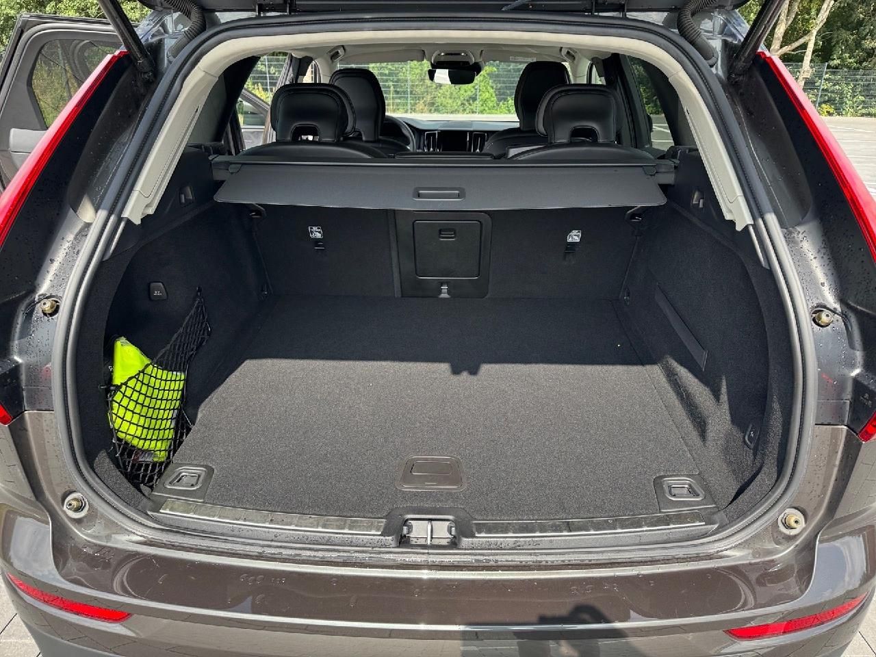 Fahrzeugabbildung Volvo XC60 D4 Geartronic Momentum 2WD *AHK*