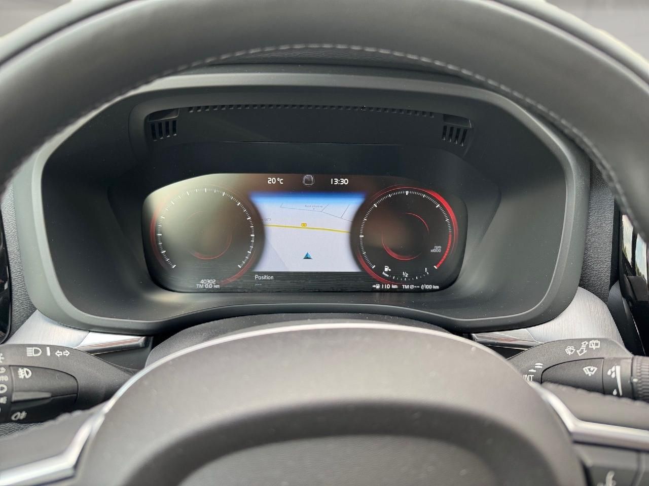 Fahrzeugabbildung Volvo XC60 D4 Geartronic Momentum 2WD *AHK*