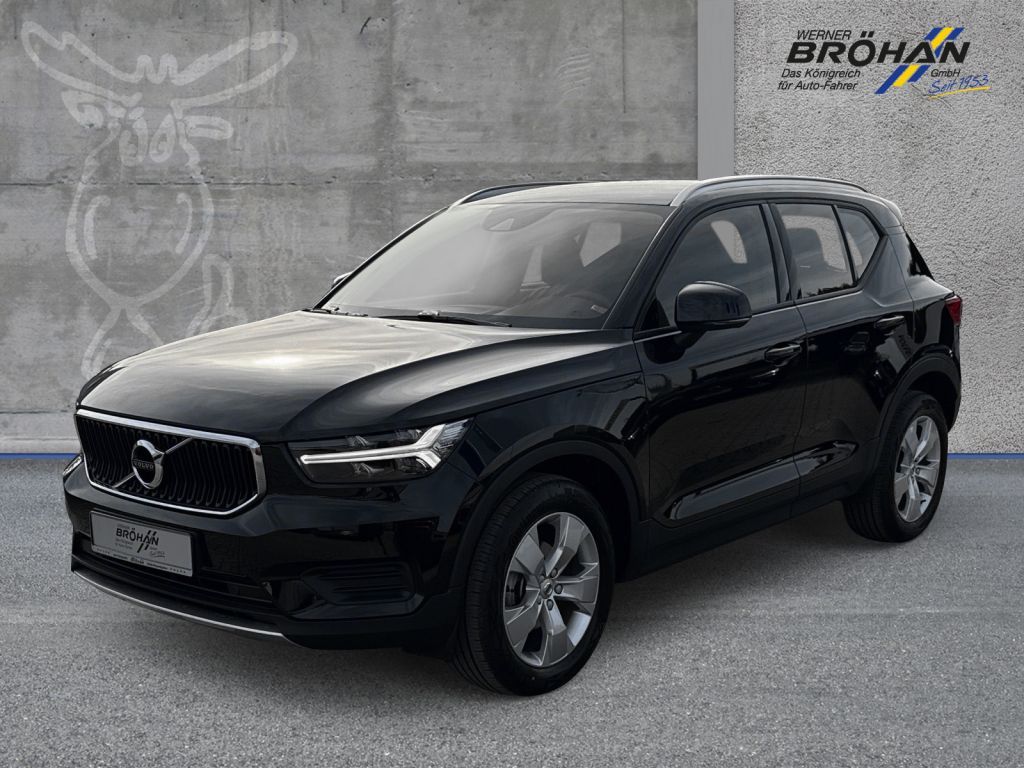 Volvo XC40  T2  BENZIN  FWD  MOMENTUM PRO