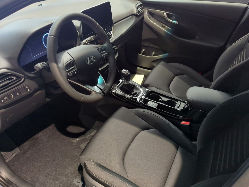 Fahrzeugabbildung Hyundai i30 Kombi 1.0 T-GDI Advantage