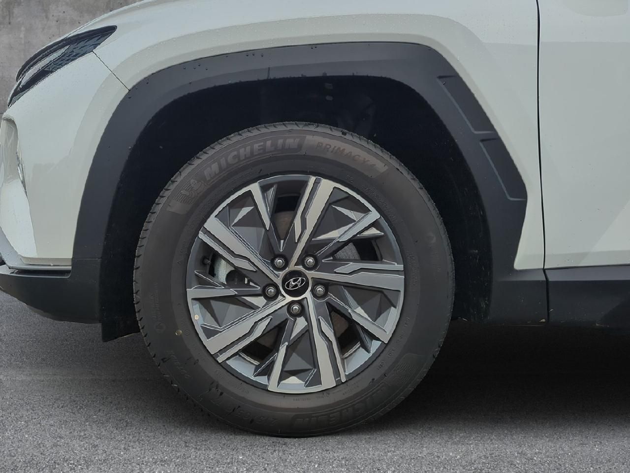Fahrzeugabbildung Hyundai Tucson Select Hybrid 2WD