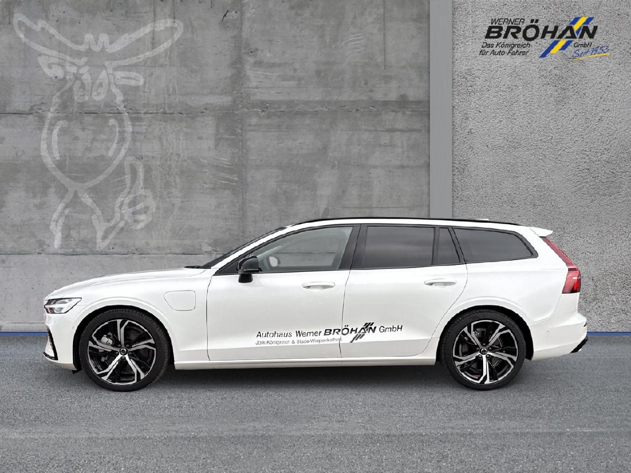 Fahrzeugabbildung Volvo V60 T6 AWD Plus Dark Plug-In Hybrid