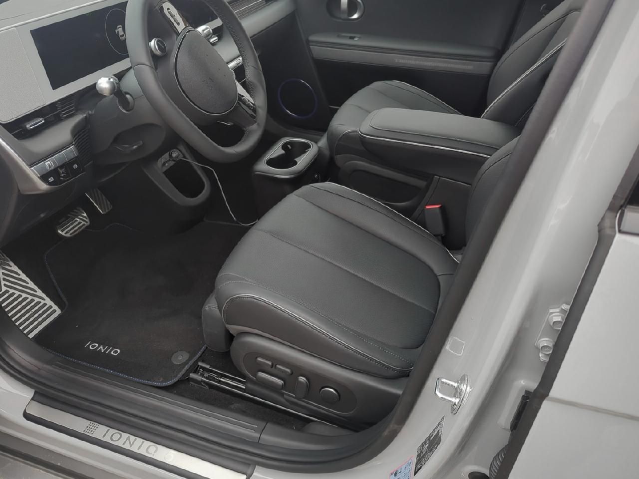 Fahrzeugabbildung Hyundai IONIQ 5 UNIQ*Relax Paket*Kamera*Panorama*