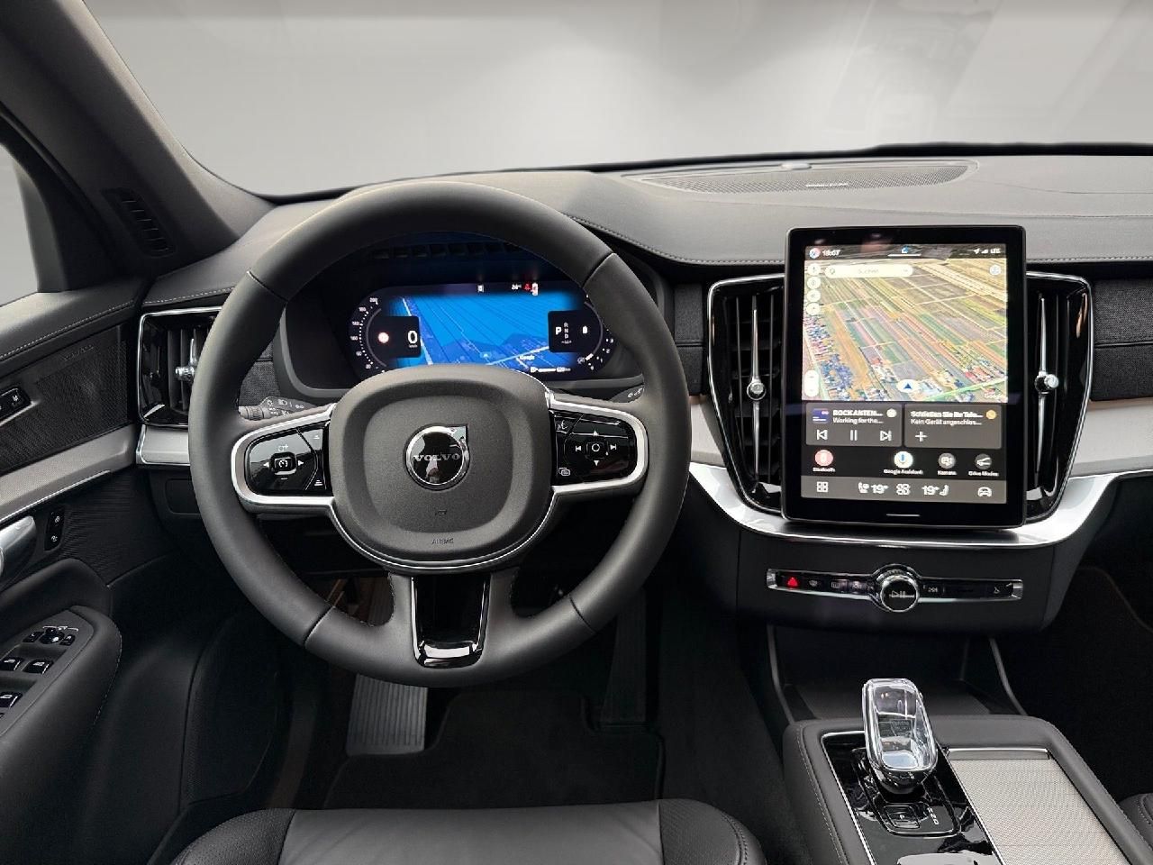 Fahrzeugabbildung Volvo XC90 B5 AWD Benzin Plus Black Edition