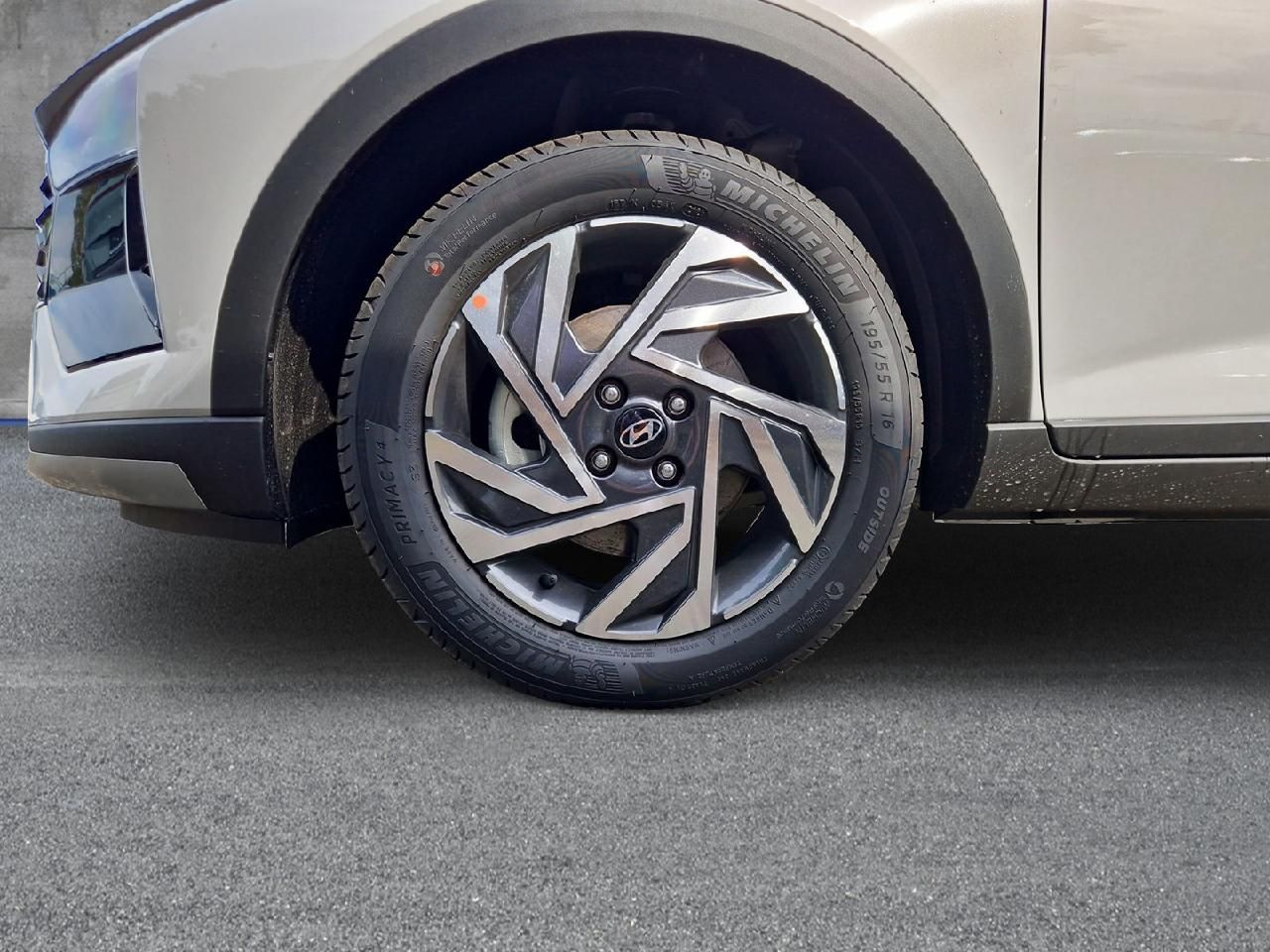 Fahrzeugabbildung Hyundai BAYON Trend *DCT + Komfort*