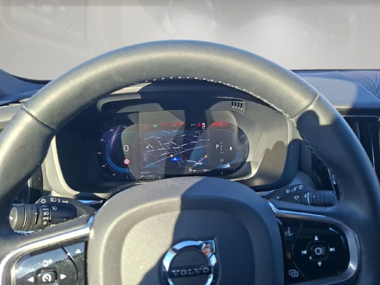 Fahrzeugabbildung Volvo XC60 B4 Diesel Plus Dark 2WD