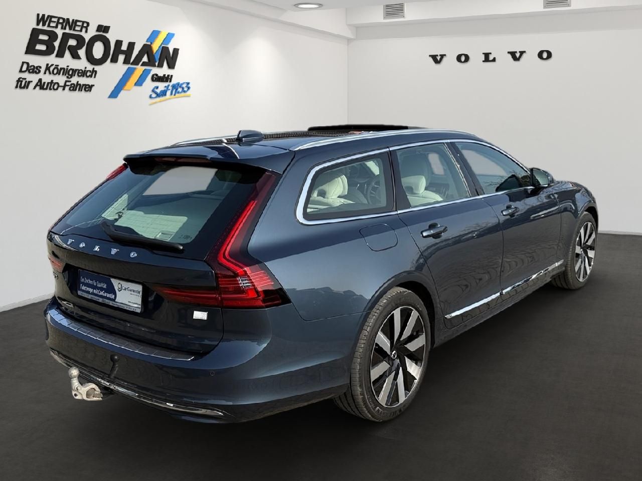 Fahrzeugabbildung Volvo V90 Kombi Ultimate Bright Recharge Plug-In Hybri