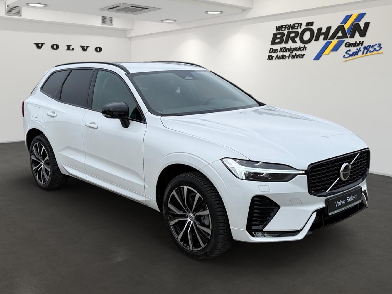 Fahrzeugabbildung Volvo XC60 Plus Dark 2WD