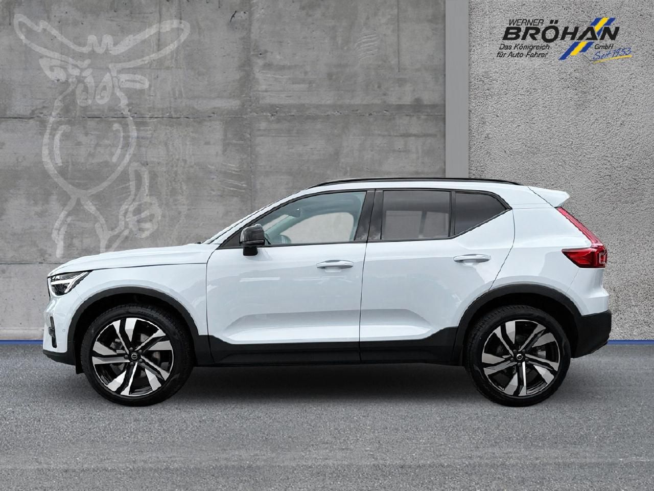 Fahrzeugabbildung Volvo XC40 B4B Plus Dark