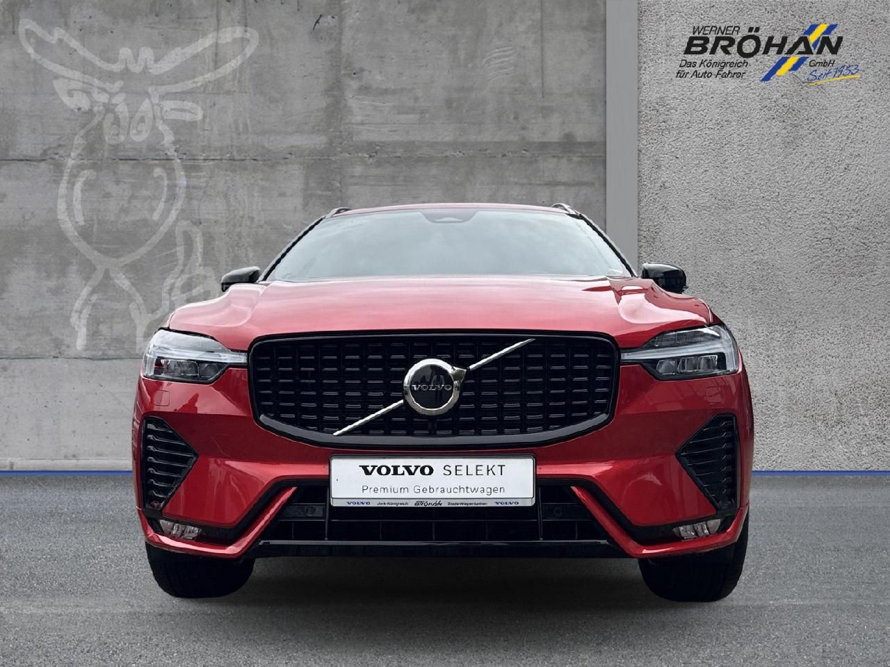 Fahrzeugabbildung Volvo XC60 B4 Benzin Plus Dark