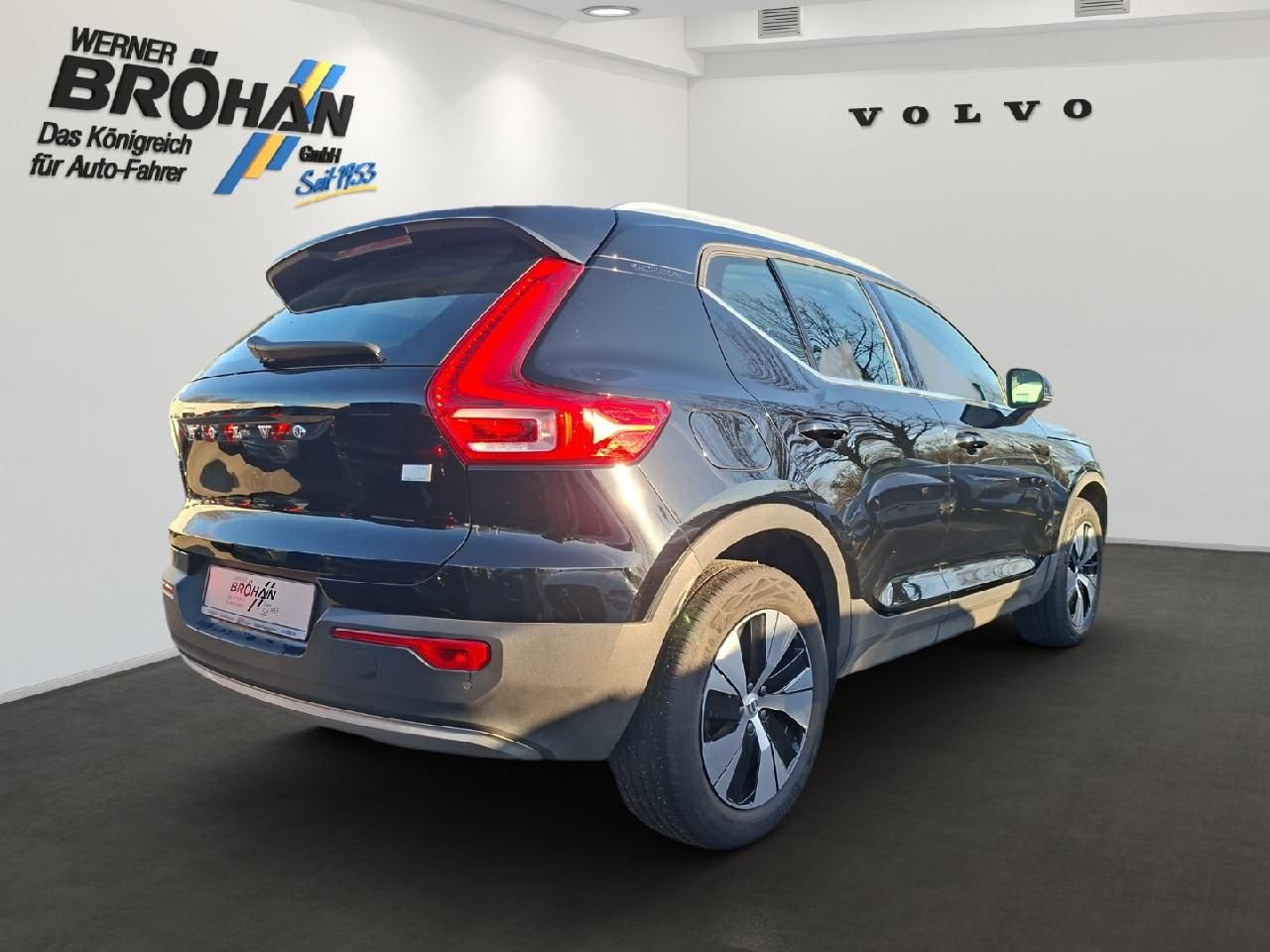 Fahrzeugabbildung Volvo XC40 T4 Plug-In Hybrid Inscription Expression
