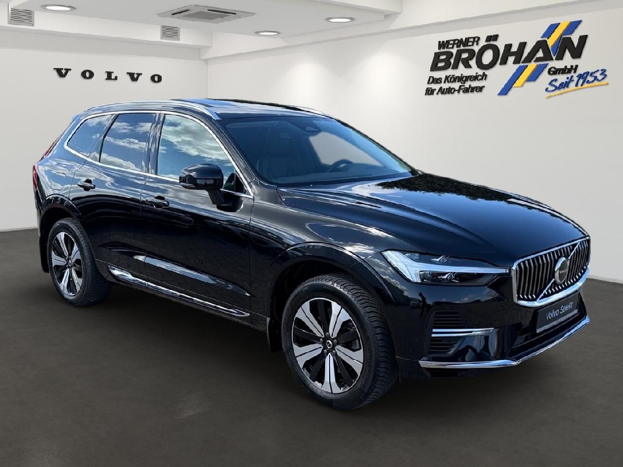 Fahrzeugabbildung Volvo XC60 Plus Bright Recharge Plug-In Hybrid AWD