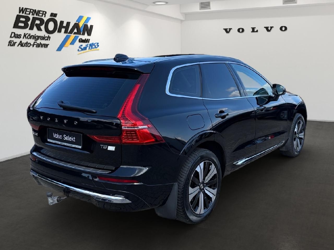 Fahrzeugabbildung Volvo XC60 Plus Bright Recharge Plug-In Hybrid AWD