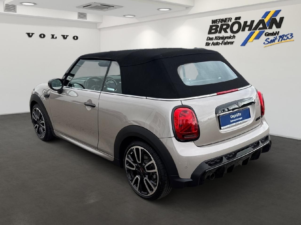 Fahrzeugabbildung MINI Cabrio Cooper John Cooper Works Trim