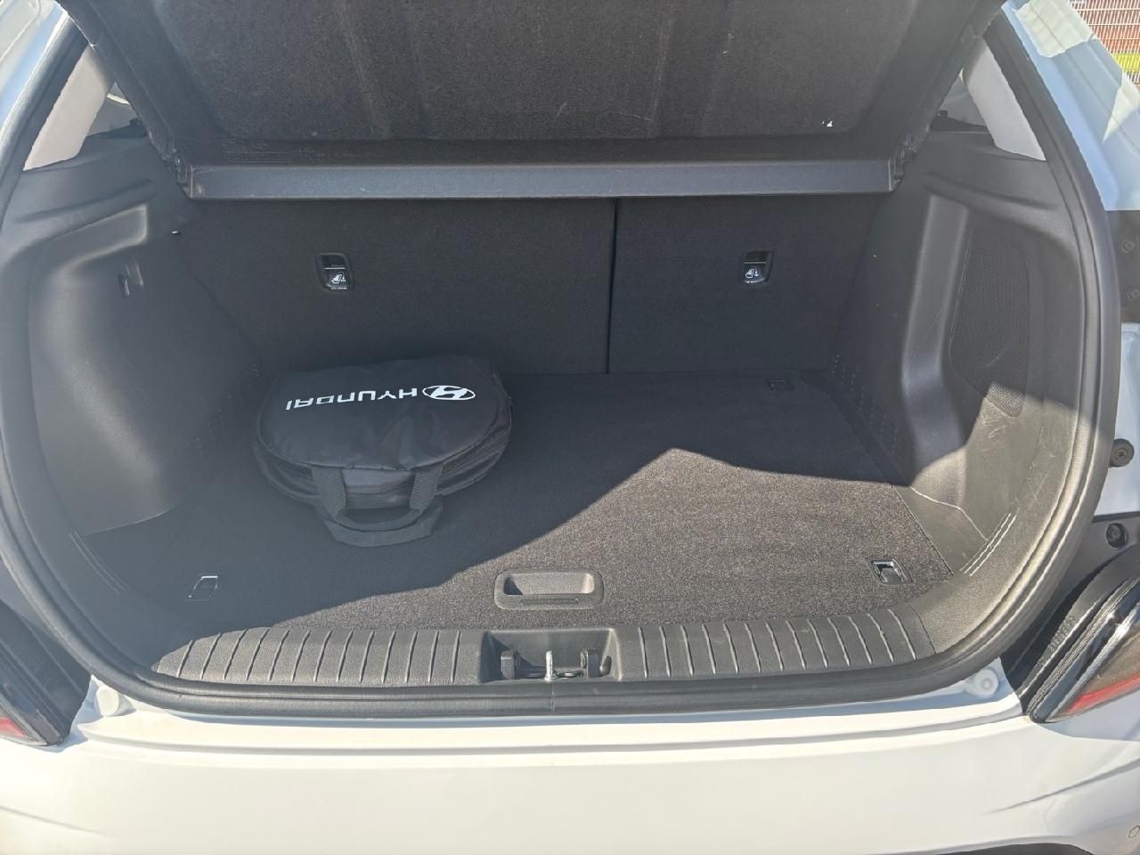 Fahrzeugabbildung Hyundai Kona Trend Elektro 2WD