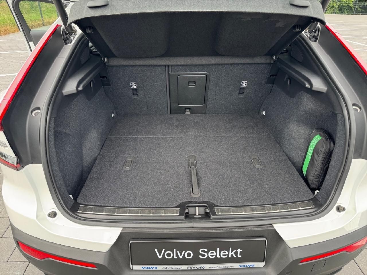 Fahrzeugabbildung Volvo C40 Plus Recharge Pure Electric 2WD