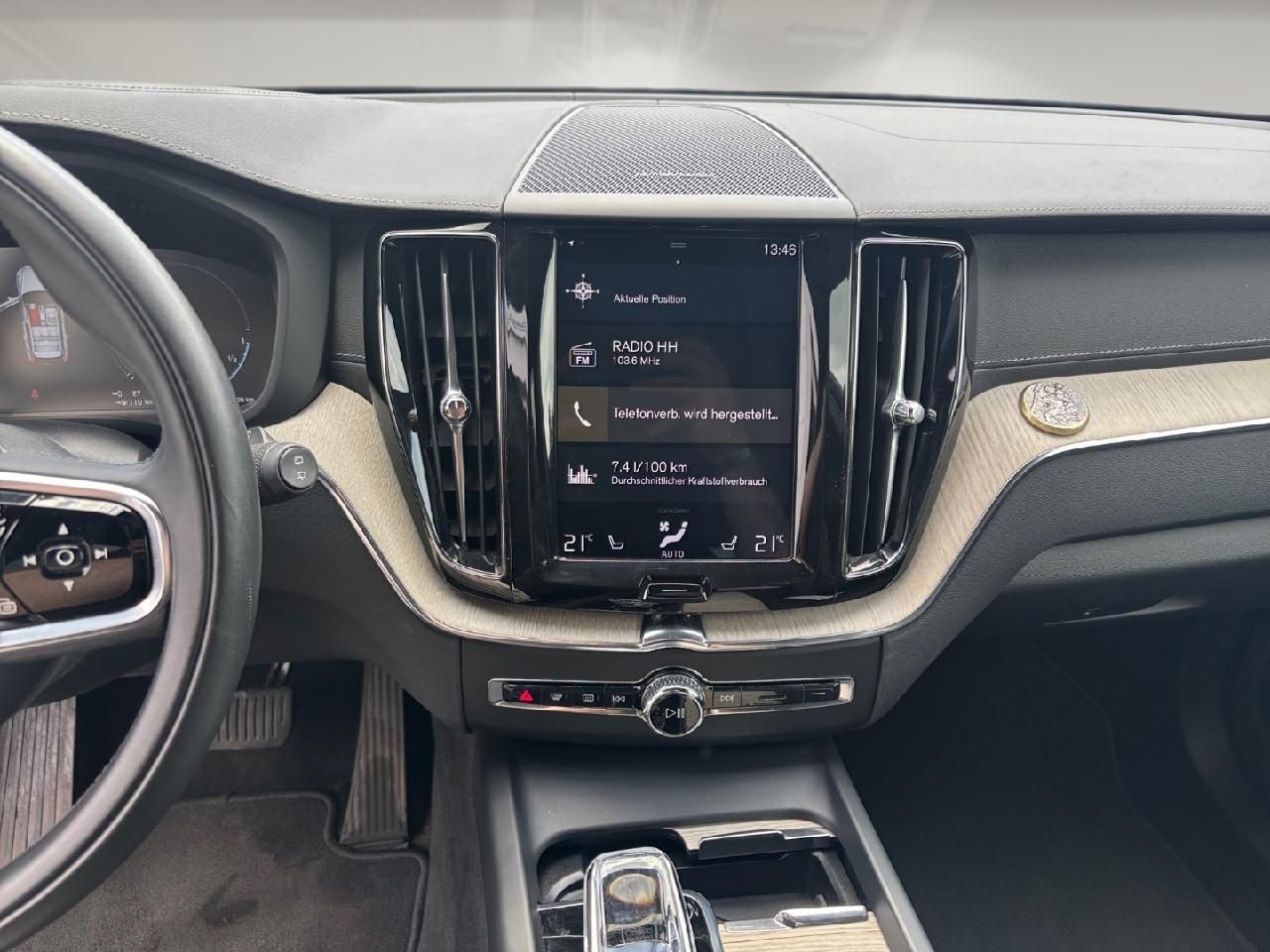 Fahrzeugabbildung Volvo XC60 T8 AWD Inscription Plug-In Hybrid