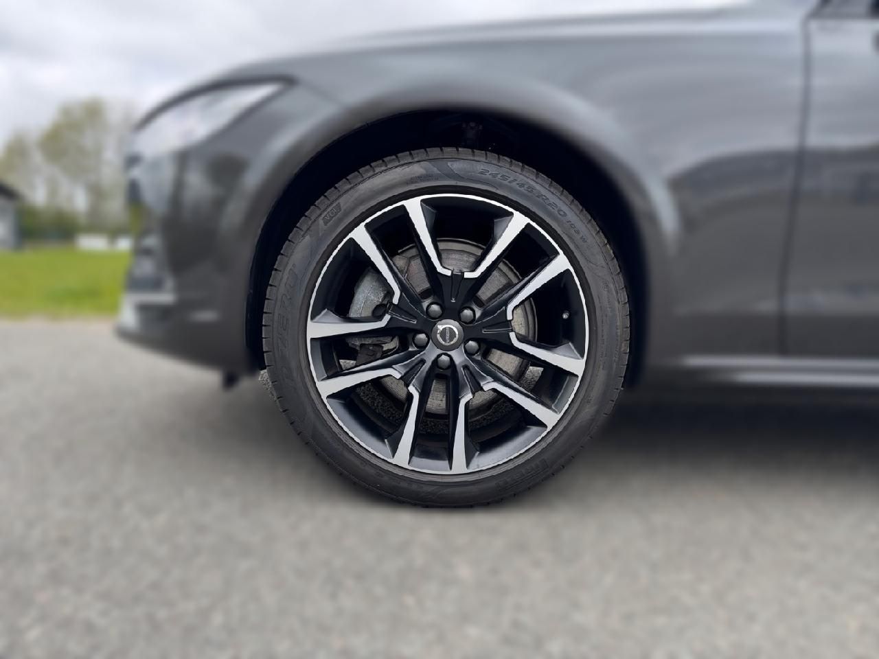 Fahrzeugabbildung Volvo V90 Cross Country B4 Diesel AWD Ultimate