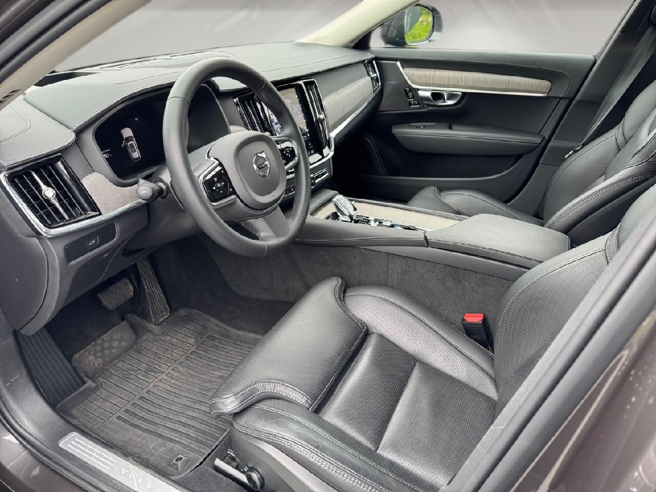Fahrzeugabbildung Volvo V90 Cross Country B4 Diesel AWD Ultimate