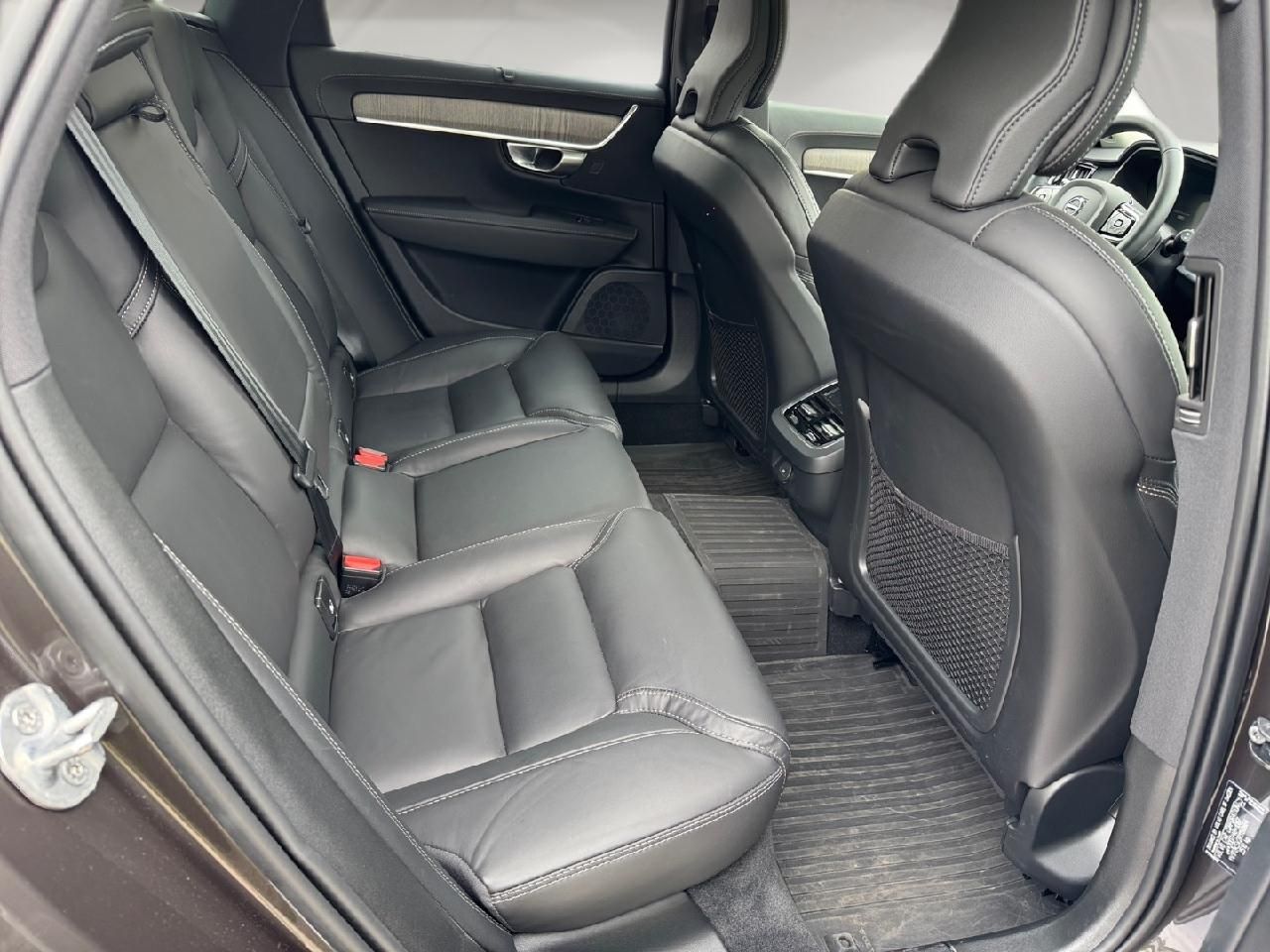 Fahrzeugabbildung Volvo V90 Cross Country B4 Diesel AWD Ultimate
