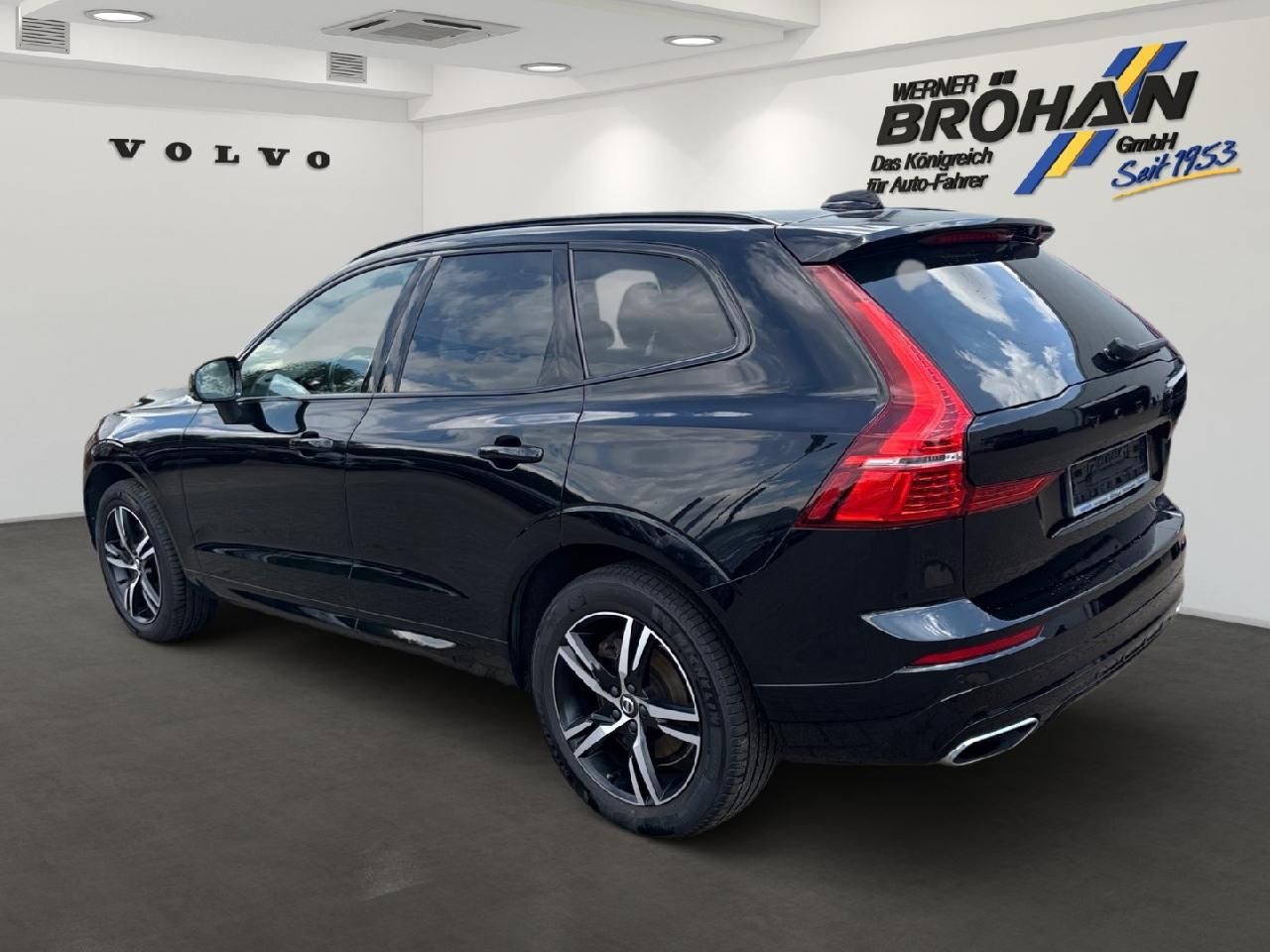 Fahrzeugabbildung Volvo XC60 B5 AWD Diesel R Design