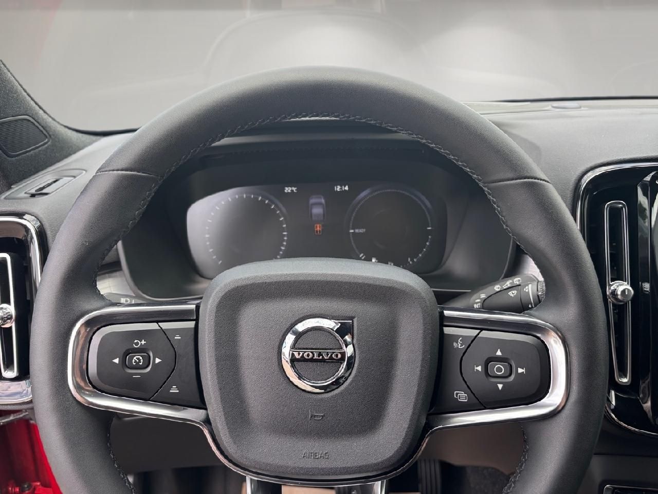 Fahrzeugabbildung Volvo XC40 T4 Core Plug-In Hybrid 2WD