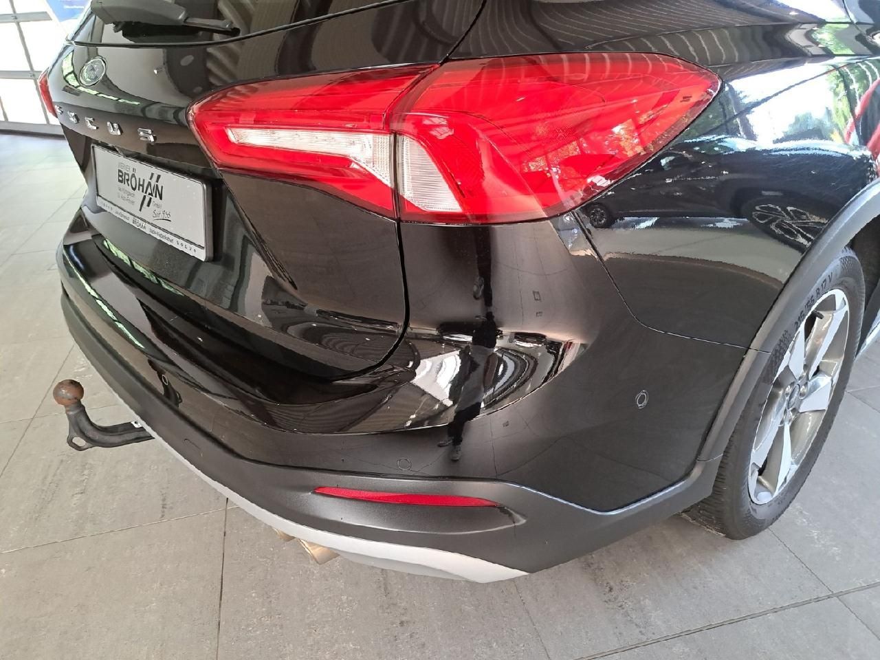 Fahrzeugabbildung Ford Focus Turnier Active*Anhängerkupplung*GJR