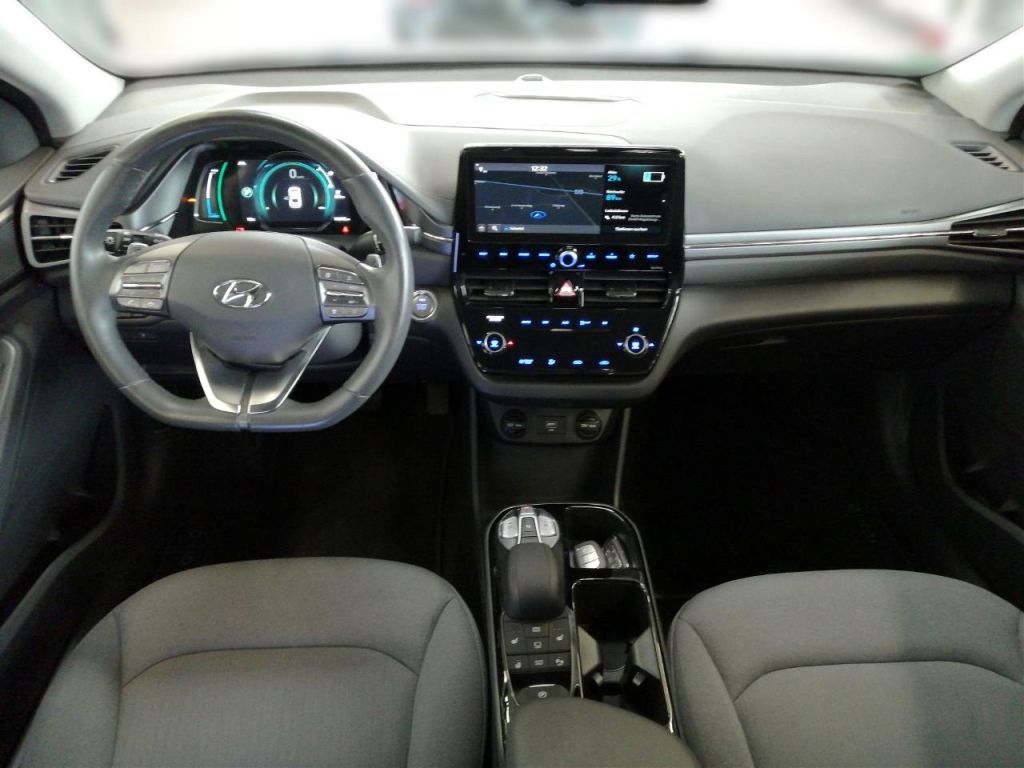 Fahrzeugabbildung Hyundai IONIQ Elektro Trend